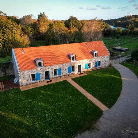 Le Petit Phare Du Littoral
